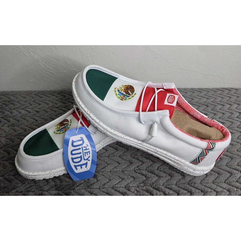 *NEW* HEY DUDE Wally Break Mexico Flag Men's Size 11 Slip On Shoes Loafers